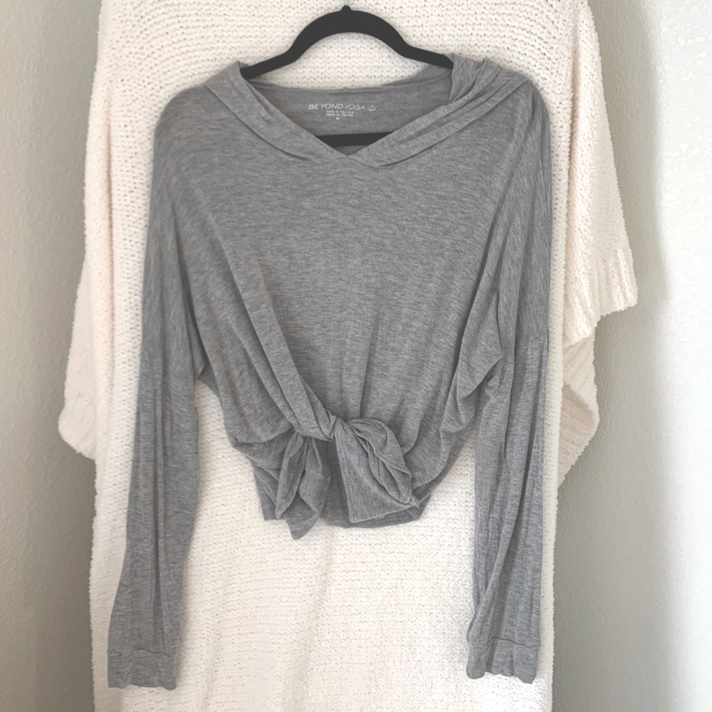 Beyound Yoga Long Sleeve Loose Top Or Pull Over With Hoodie Size M